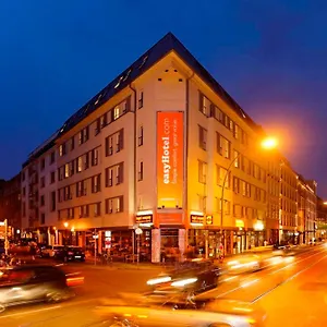 Easyhotel Hackescher Markt 2* Berlino